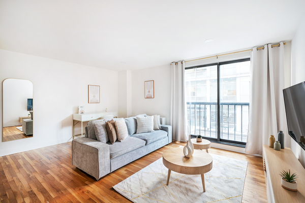 Beautiful 1 Bedroom Apartment