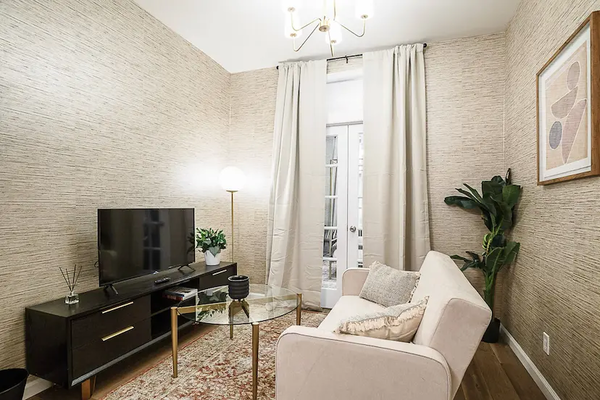 Cozy & Calm 1 Bedroom Apartment