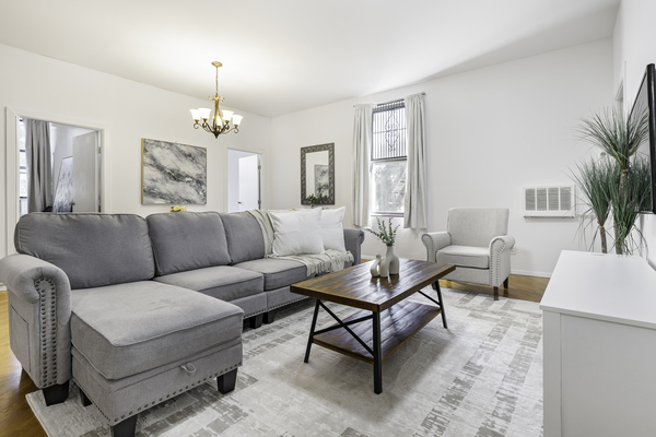 3 Bedroom 1 Bath SAS Unit -1 in NYC