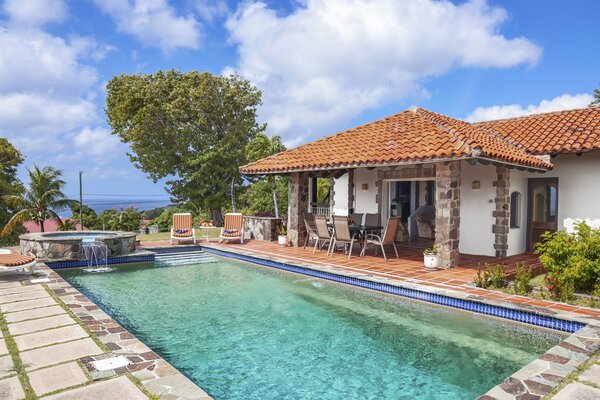 Calypso Court 3BR in Saddleback - Hacienda-Style Haven