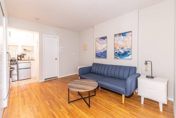 2 Bedroom 1 Bath SAS unit-13 in NYC
