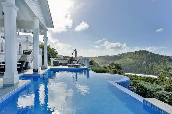 Cayman Villa in Cap Estate - Infinity Pool, Martinique Views