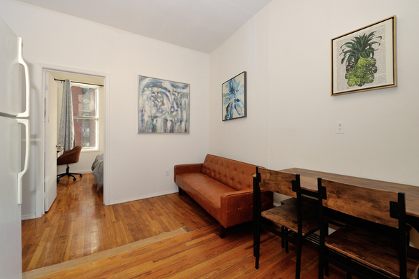 2 Bedroom 1 Bath SAS Unit - 14 in NYC!