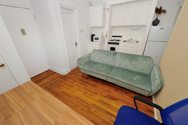 2 Bedroom 1 Bath SAS Unit 21 in NYC