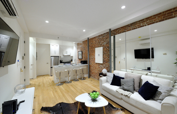 2 Bedroom 1 Bath SAS Unit - 1 in NYC!